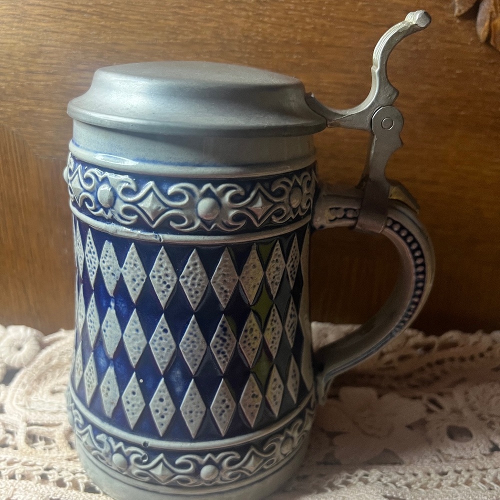 German Beerstein(Blue and Gray) With Lid. (Stoneware) Pewter Handle